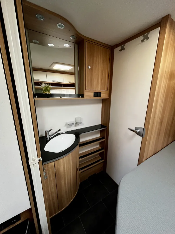 Fahrzeugbild Dethleffs Camper 530 FSK, 1. Hand #7