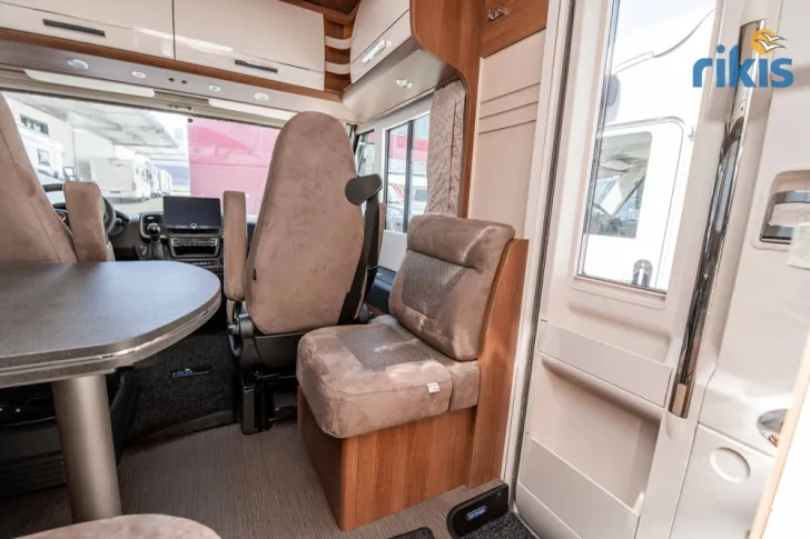 Fahrzeugbild Carthago c-compactline I  143 LE #24