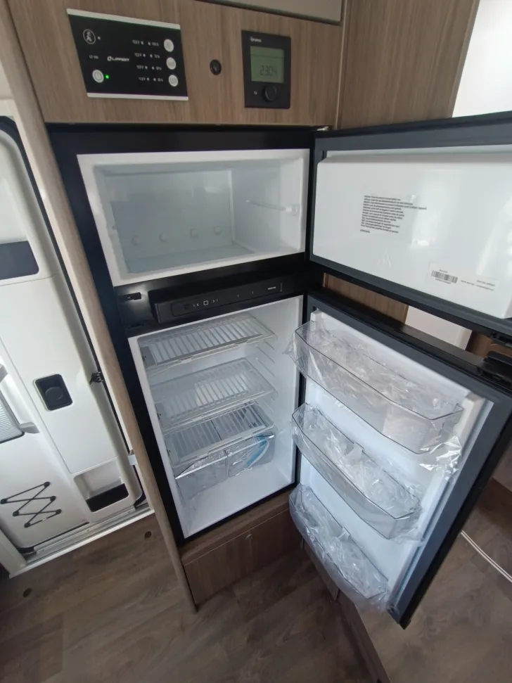 Fahrzeugbild Carado T 457 140PS Schalter, WLAN, C6E, 90l Dieselt., #20