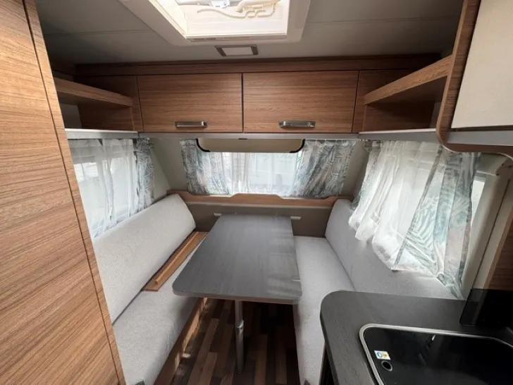 Fahrzeugbild Weinsberg CaraOne 400 LK Sofort verfügbar! #4
