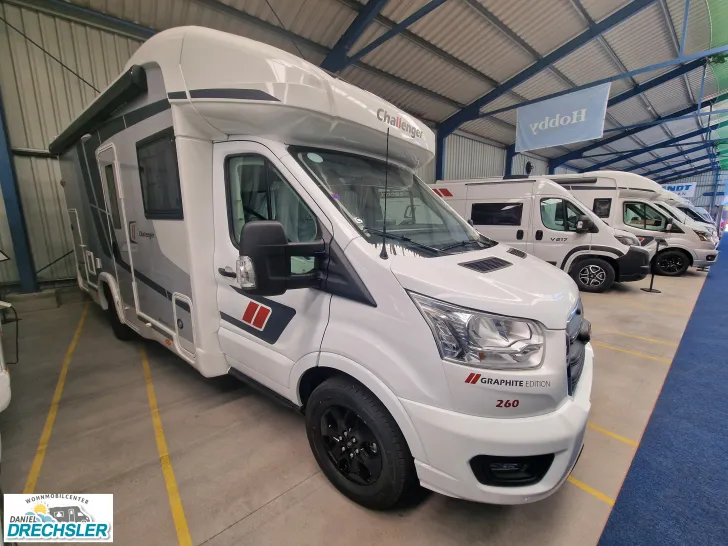 Fahrzeugbild Challenger 260 Graphite Edition #3