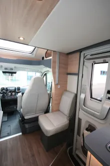 Fahrzeugbild Knaus L!VE WAVE 650 MEG Black Selection #5