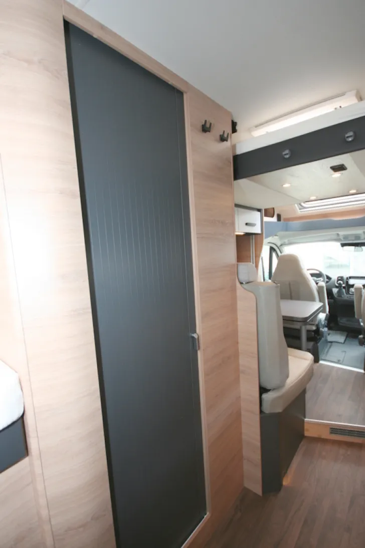 Fahrzeugbild Knaus L!VE WAVE 650 MEG Black Selection #6