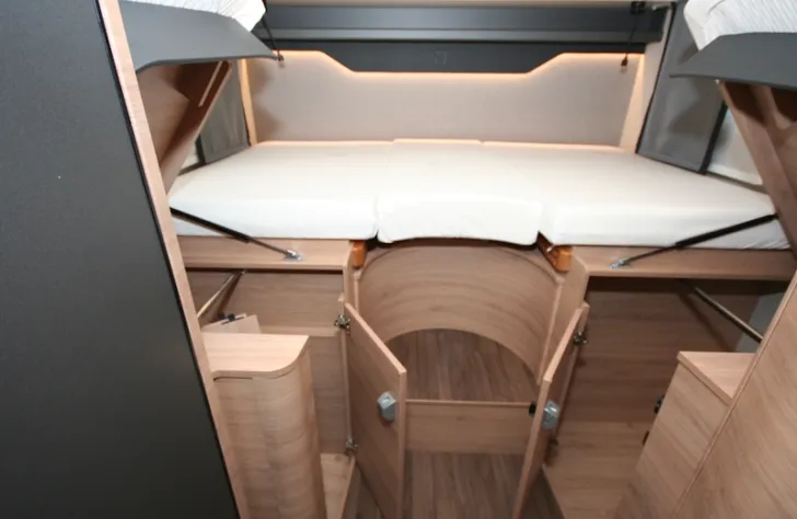 Fahrzeugbild Knaus L!VE WAVE 650 MEG Black Selection #20