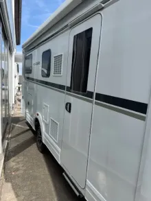Fahrzeugbild Weinsberg CaraSuite 700 ME *Automatik*4.000 kg* #4