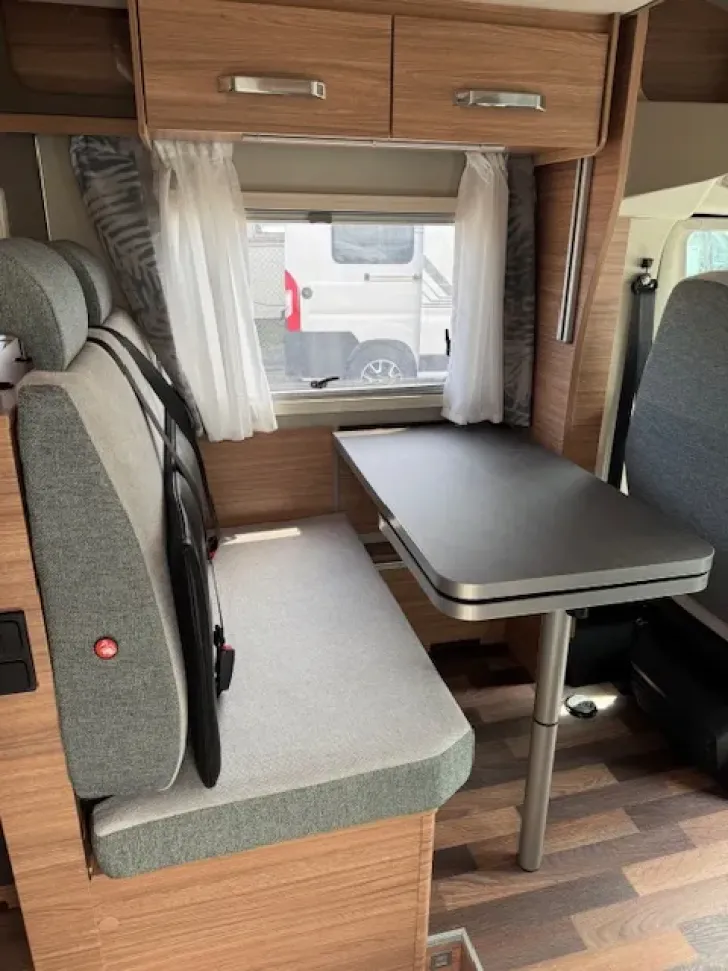 Fahrzeugbild Weinsberg CaraSuite 700 ME *Automatik*4.000 kg* #12