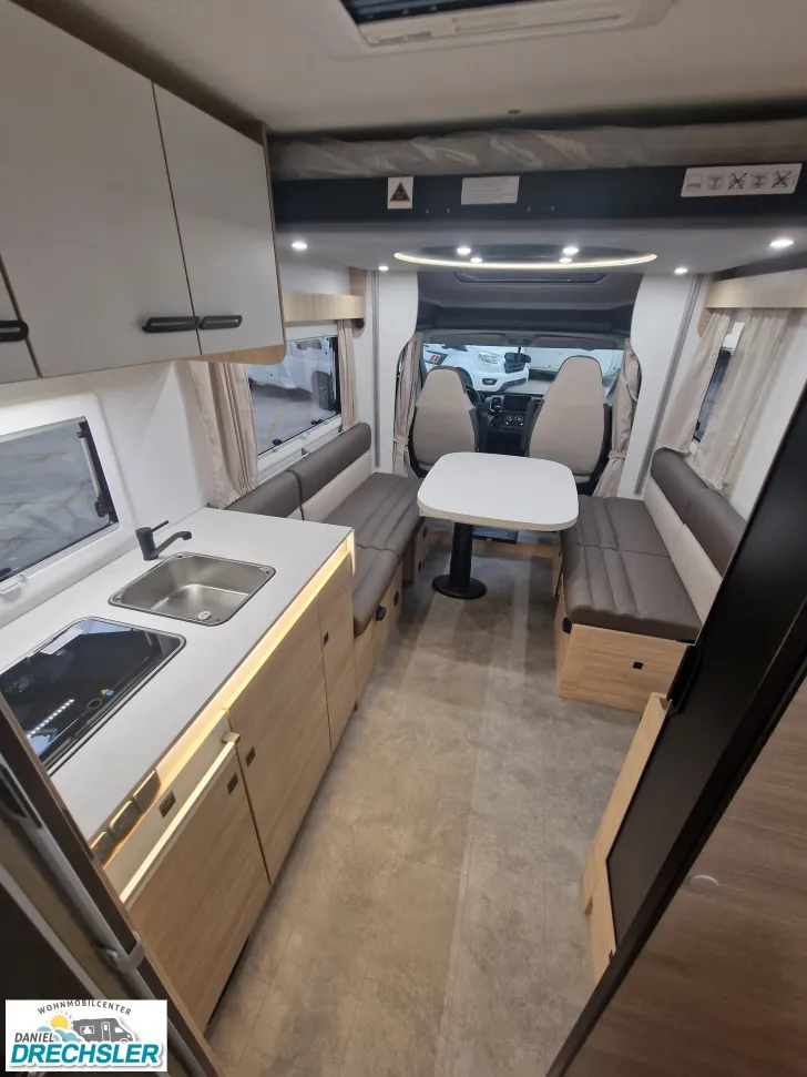 Fahrzeugbild Challenger 260 Ultimate Edition #10