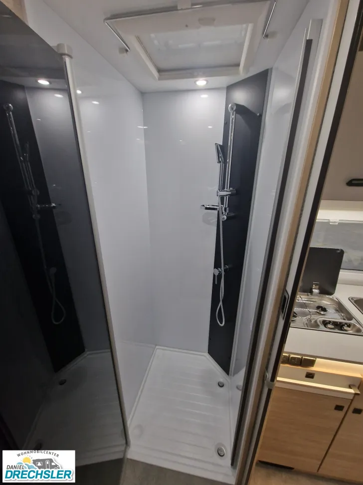 Fahrzeugbild Challenger 260 Ultimate Edition #16