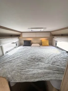Fahrzeugbild LMC Cruiser 70 V643 V646 70 Jahre #15