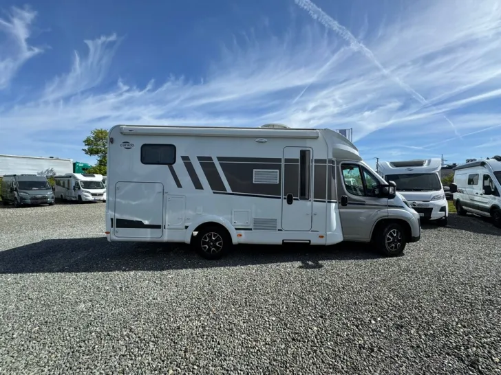 Fahrzeugbild Carado T 338 #9