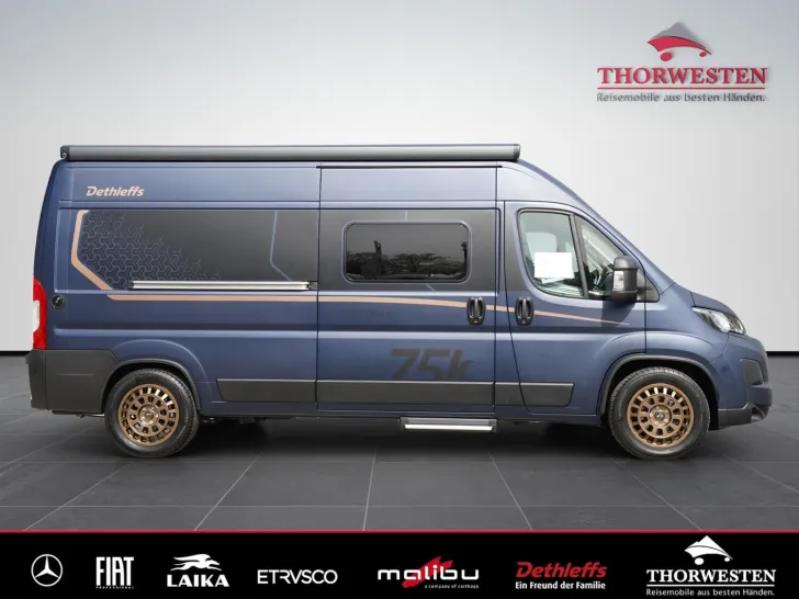 Fahrzeugbild Dethleffs Globetrail 75K 600 DS Fiat iconic Eternal Blue #8