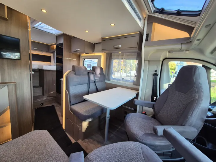 Fahrzeugbild Carado T328 pro+ *LTE-Paket*Hubbett*LED*Bettenumbau* #11