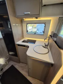 Fahrzeugbild Carado T328 pro+ *LTE-Paket*Hubbett*LED*Bettenumbau* #18