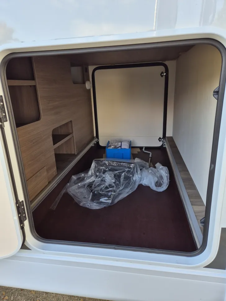 Fahrzeugbild Carado T328 pro+ *LTE-Paket*Hubbett*LED*Bettenumbau* #38