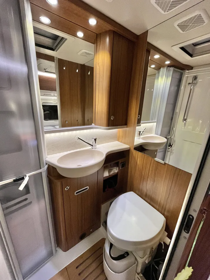 Fahrzeugbild Hymer B-Klasse DL 504 Sehr gepflegt, ALDE #8
