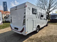 Fahrzeugbild Carado V337 *140 PS Automatik*Holzrost* #7