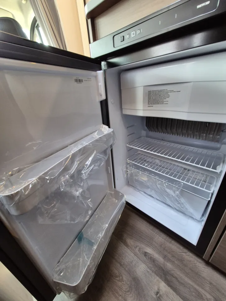 Fahrzeugbild Carado V337 *140 PS Automatik*Holzrost* #21