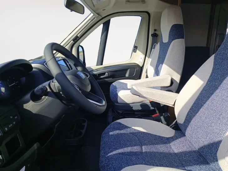 Fahrzeugbild Weinsberg CaraSuite 700 MEG #11