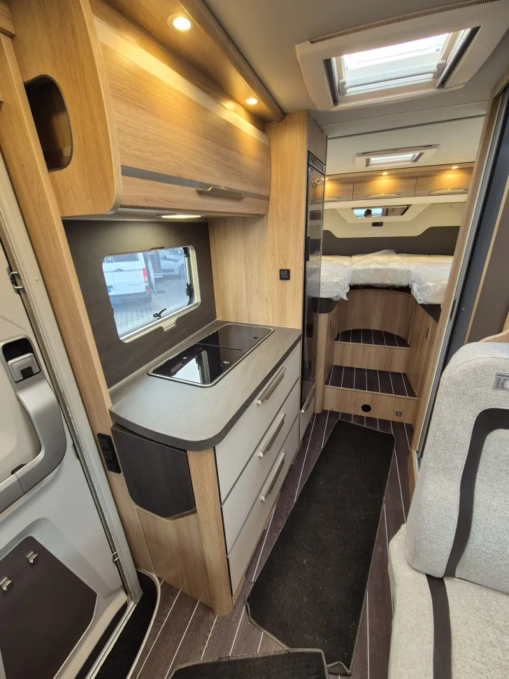 Fahrzeugbild Knaus SKY TI 650 MEG *Automatik*TV/LTE*Metallic #17