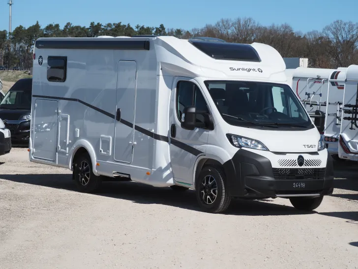 Fahrzeugbild Sunlight TS 67, Markise & Radtr., Hubbett, 5. Sitzplatz #2