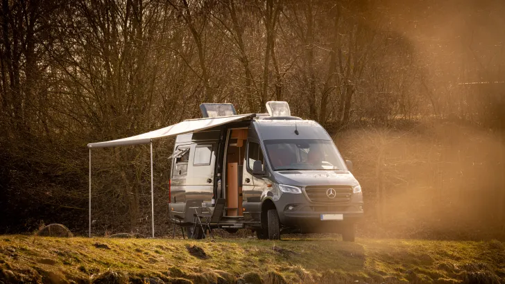 Fahrzeugbild Mercedes-Benz Sprinter 419 CDI 4x4 #10