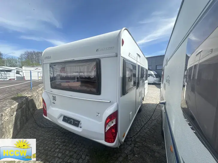 Schräg Hinten Hymer Eriba Exciting 471 inkl. Mover XT