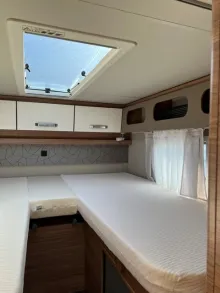 Fahrzeugbild Weinsberg CaraCompact 600 MEG EDITION [PEPPER] Mietwagen verfügbar Nov`26 #8