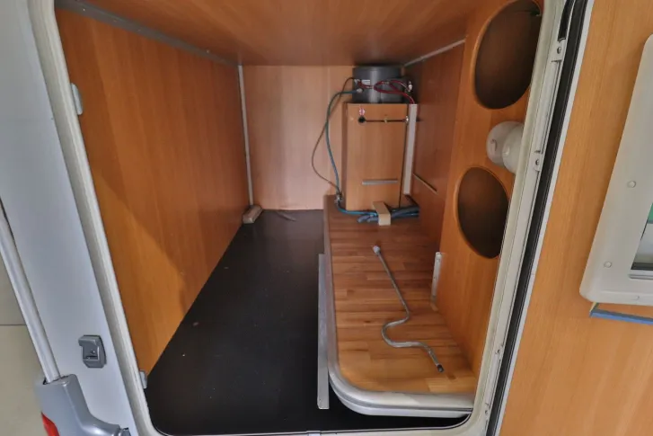 Fahrzeugbild Chausson Flash 04/Festbett/Garage/Klima/Markise/Tempomat #6