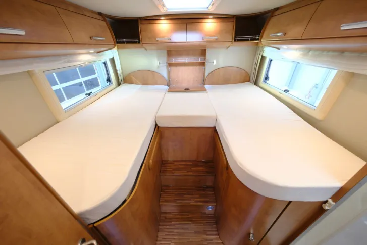 Fahrzeugbild Carthago Chic C-Line I 4.9LE/1.HAND/Einzelbetten+Hubbett #12
