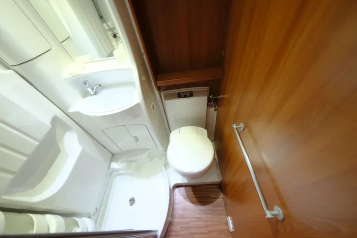 Fahrzeugbild Laika X 595 R/Festbett/Garage/Truma Umluftheizung #13