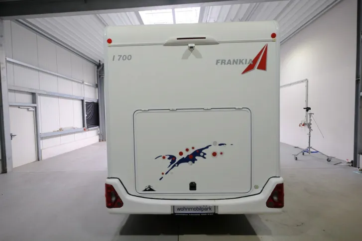 Fahrzeugbild Frankia I 700 / Festbett / Garage / Hubbett #4