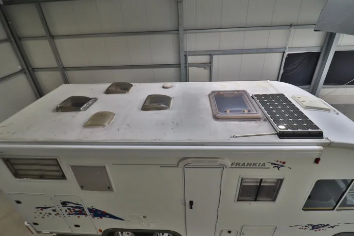 Fahrzeugbild Frankia I 700 / Festbett / Garage / Hubbett #6