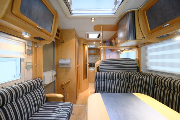 Fahrzeugbild Frankia I 700 / Festbett / Garage / Hubbett #11