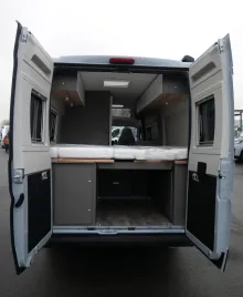 Fahrzeugbild LMC Innovan 640 - SOMA Van Ed. Voll LED-Scheinwerfer #5