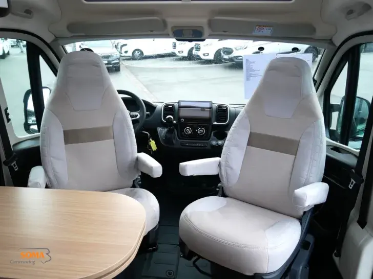 Fahrzeugbild LMC Innovan 640 - SOMA Van Ed. Voll LED-Scheinwerfer #7