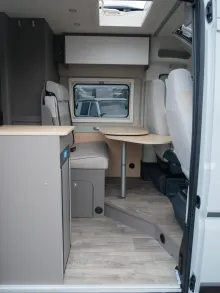 Fahrzeugbild LMC Innovan 640 - SOMA Van Ed. Voll LED-Scheinwerfer #10