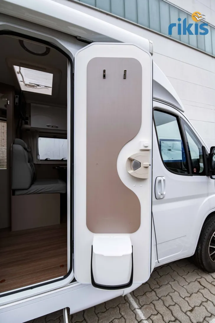 Fahrzeugbild Etrusco V 5900 DB #11