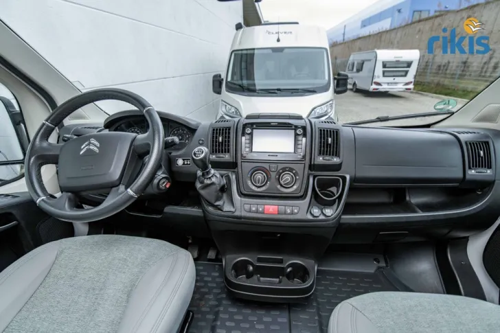 Fahrzeugbild Etrusco V 5900 DB #14