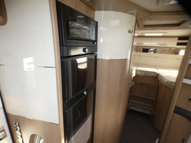 Fahrzeugbild Carthago C1-tourer I 149 RB-LE comfort 4.2t Sat ,TV , Solar #16