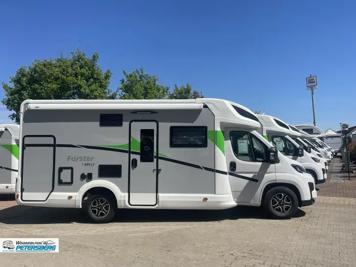 Fahrzeugbild Forster T 699 LF 140 PS * Automatik * 3,5 t #1
