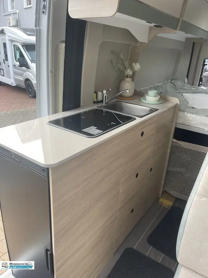 Fahrzeugbild Forster V 599 HBL Livin' Up Pro 140 PS*Markise*Rückfahrkamera #11