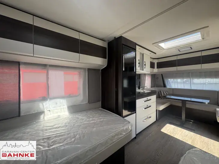 Fahrzeugbild Hobby Prestige 560 WLU Fußbodenerwärmung*1.800 kg #13