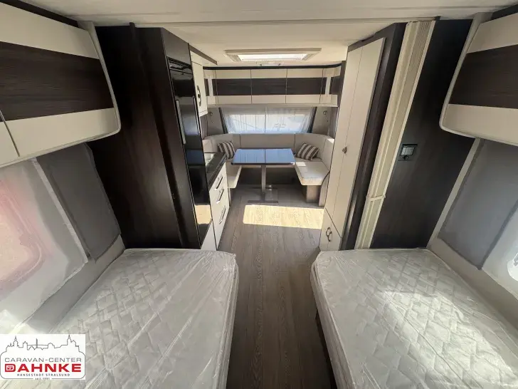 Fahrzeugbild Hobby Prestige 560 WLU Fußbodenerwärmung*1.800 kg #16