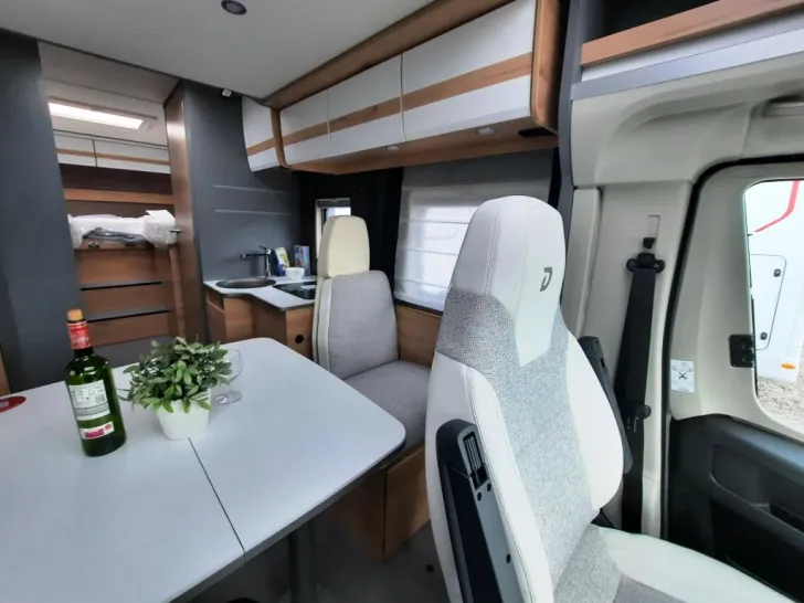 Fahrzeugbild Dethleffs Just Camp T 7052 EBL Active Verfüg./Sparen Sie 12.582,- € #7