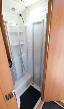 Fahrzeugbild LMC Liberty Explorer 655 #11