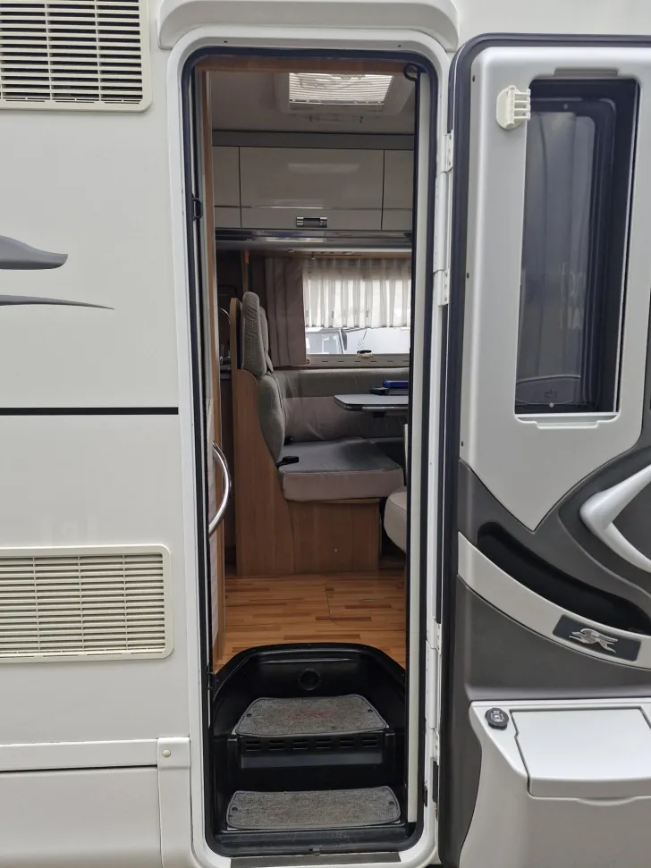 Fahrzeugbild Laika Ecovip 712 *SAT+TV*Solar*K-Stützen*AHK* #14