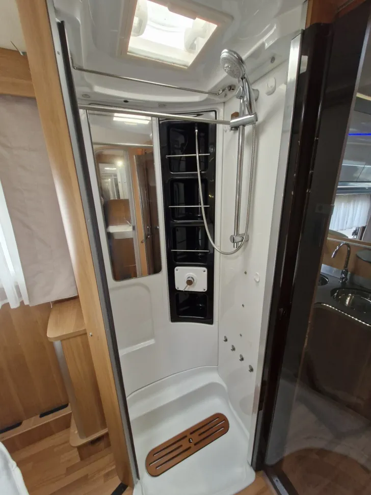Fahrzeugbild Laika Ecovip 712 *SAT+TV*Solar*K-Stützen*AHK* #28