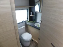 Fahrzeugbild Fendt Apero Activ 560 SKM Combi6E, Fußbodenheizung, 2T #16