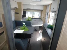 Fahrzeugbild Fendt Apero Activ 560 SKM Combi6E, Fußbodenheizung, 2T #18