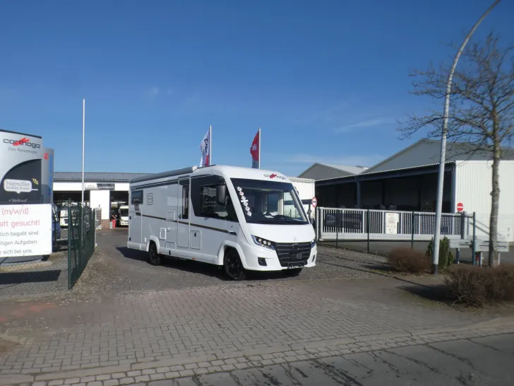 Fahrzeugbild Carthago C2-tourer I 147 RB-LE "L" comfort 4.2t Sonderpreis #2